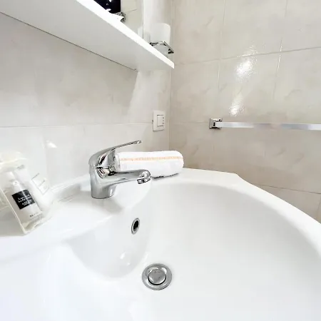 农家乐 Agricantus 2000 *